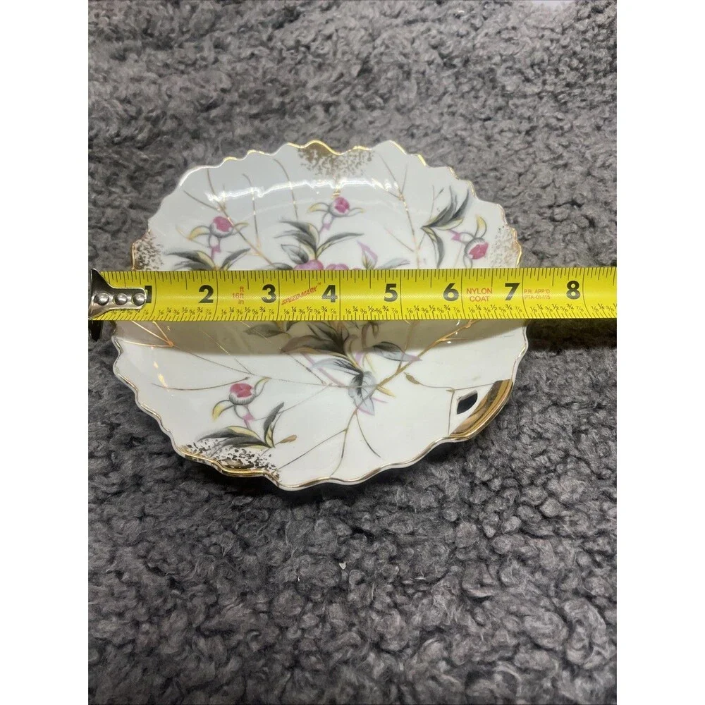 Trinket Dish Made in Japan Leaf Shaped Gold Detail Floral Patern